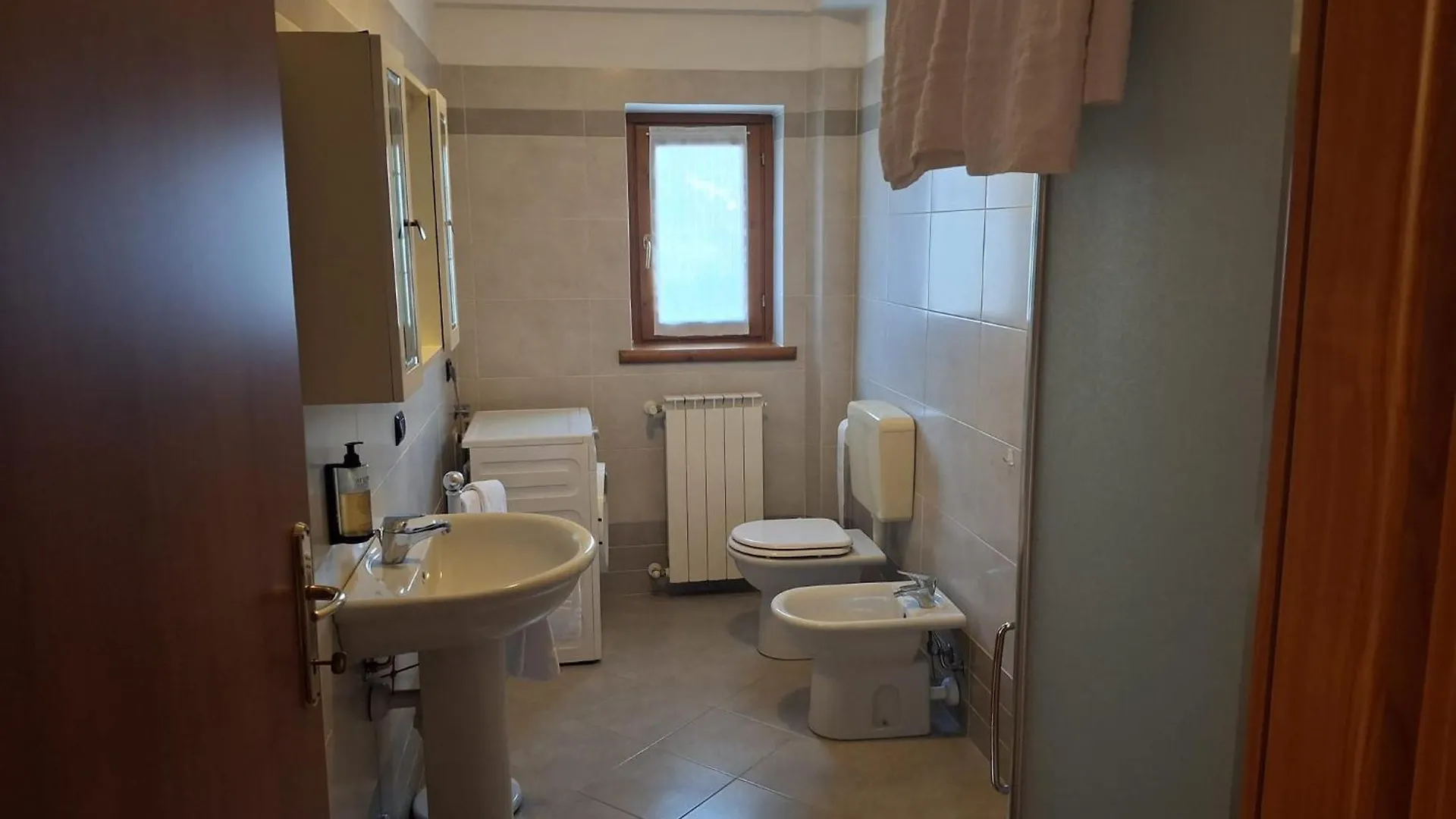 Donizetti Apartment Di Manenti Andrea Oltre il Colle 0*,  Ιταλία